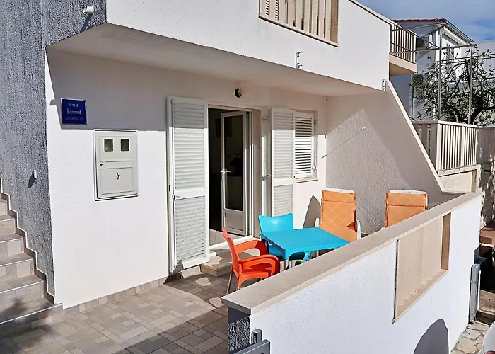 Appartamento Kira By Interhome *